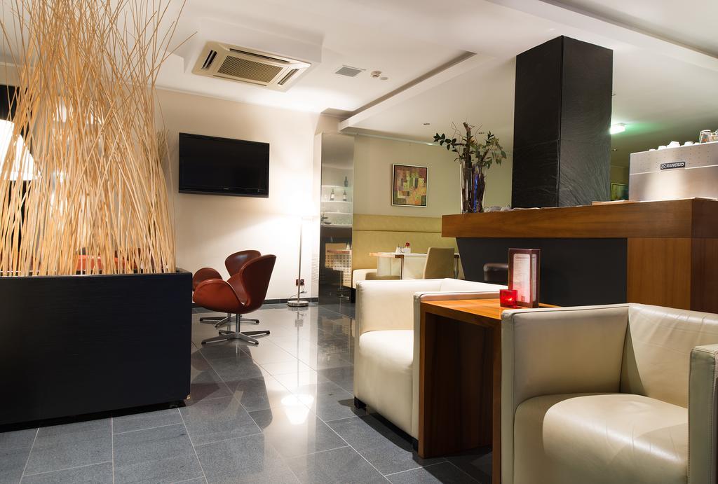 Hotel Pakat Vienna
